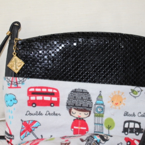 Whiting & Davis Int Black Metal Mesh Shoulder - Picture 7 of 7